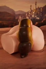 PA-Peppy: This rear-quarter close-up view focuses on the product's full hips and distinctive tail structure, highlighting the flat-cut profile on the side alongside a well-defined, dark segmented tail and smooth, lifelike skin texture.