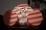 Butt-torso-sex-toy-rs-6-black-front-view-display