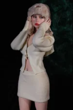 Miko-covering-ears-pose-3